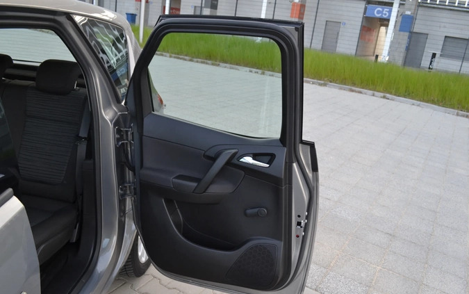 Opel Meriva cena 32900 przebieg: 179000, rok produkcji 2015 z Płock małe 596